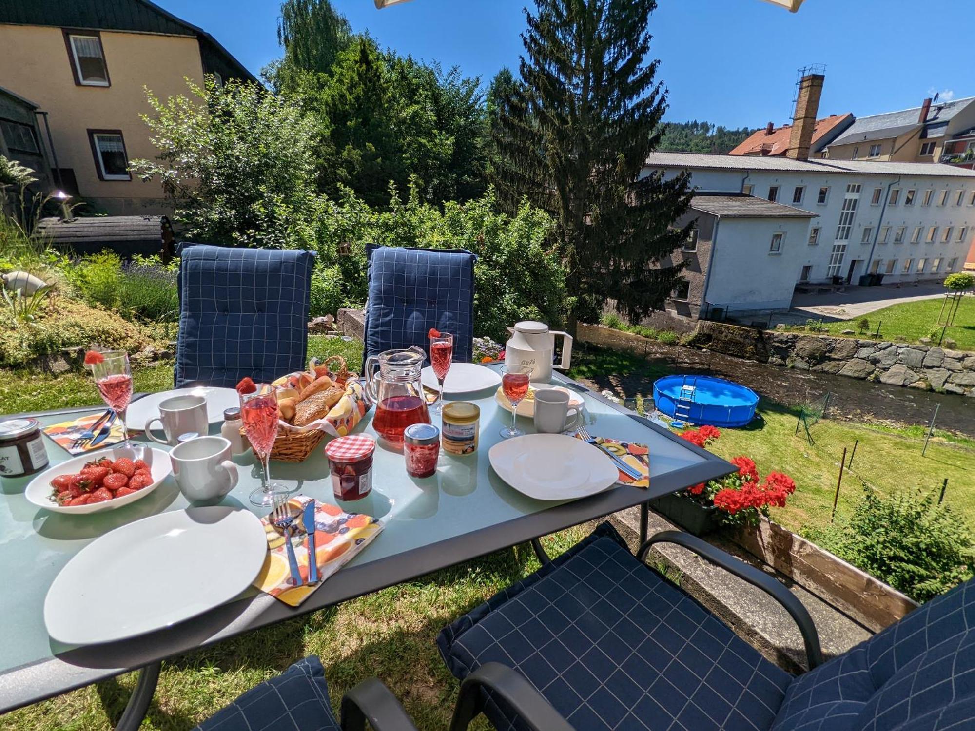 Hw2B - Urlaubsmagie - Wohlfuehlwohnung Mit Balkon, Pool, Sauna & Terrasse زبنيتس المظهر الخارجي الصورة